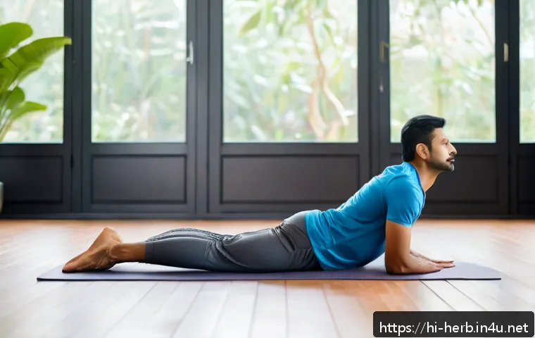 디스크 한방치료 효과 - A serene home yoga scene featuring an Indian man in his 30s performing Bhujangasana (cobra pose) on ...